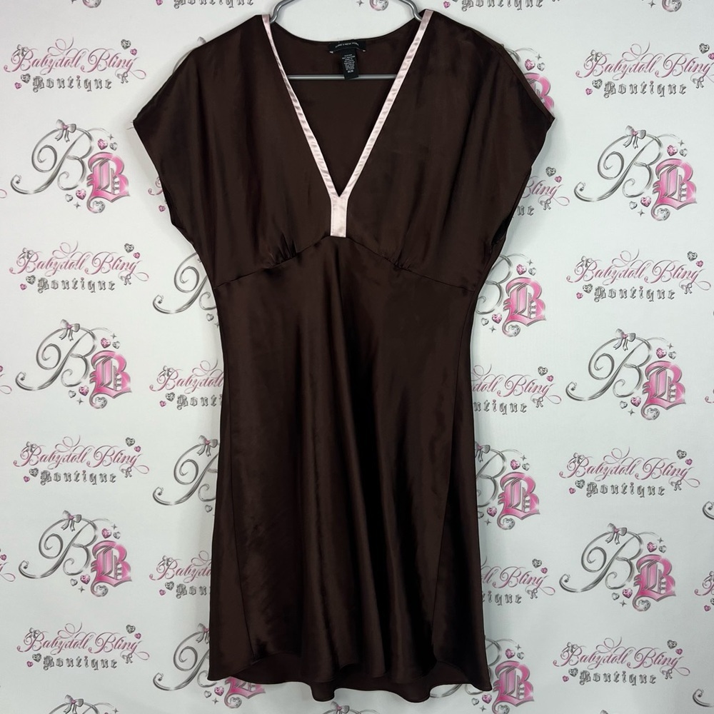 Jones New York dress Vneck shiny Brown shimmer with Pink Trim